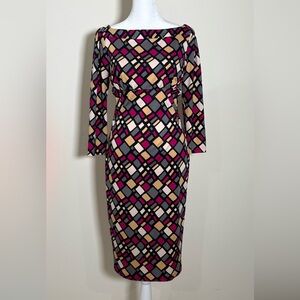 Diane Von Furstenberg Dress 100% Silk Boat Neck Geometric Design.